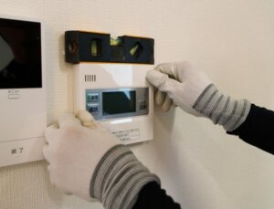 給湯器の寿命は何年？交換時期のサインと修理か買い替えの判断基準