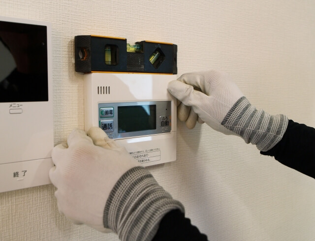 給湯器の寿命は何年？交換時期のサインと修理か買い替えの判断基準